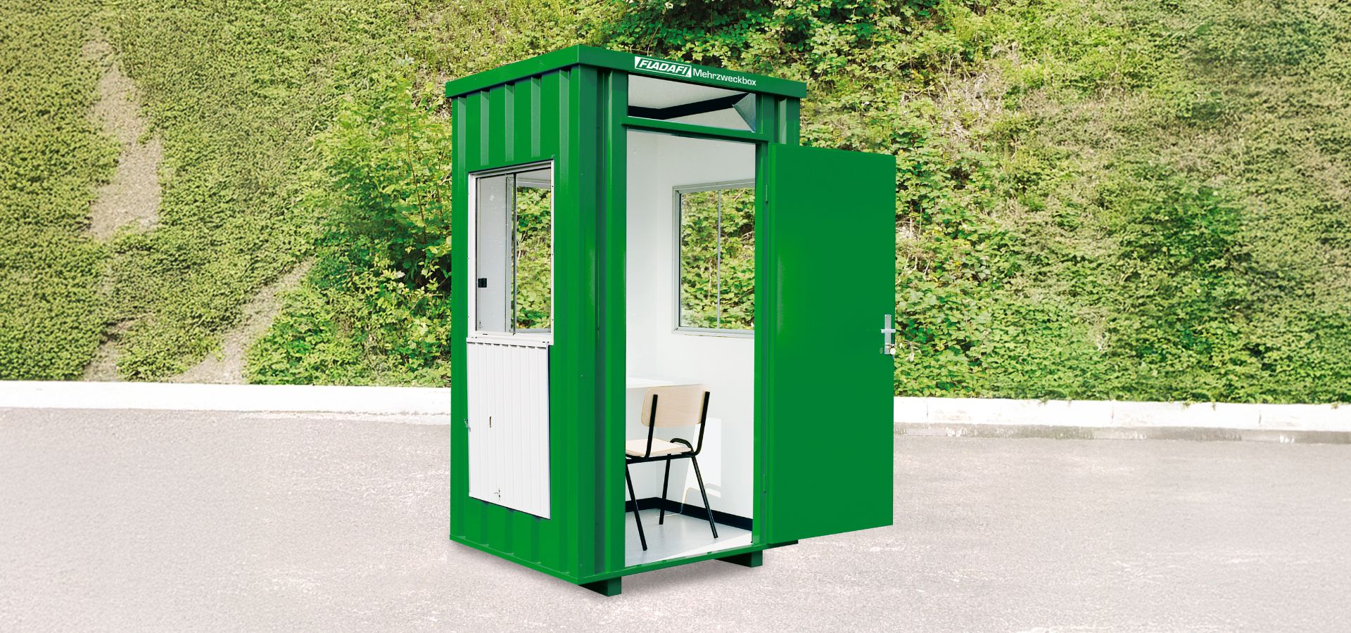 Kassencontainer von FLADAFI® grün lackiert mit Schiebefenster